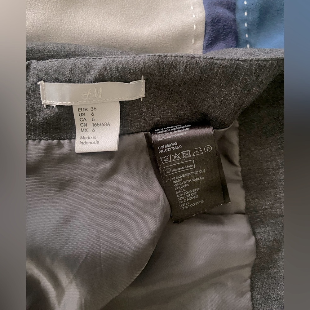 H&M Gray Pencil Skit - Picture 4 of 4